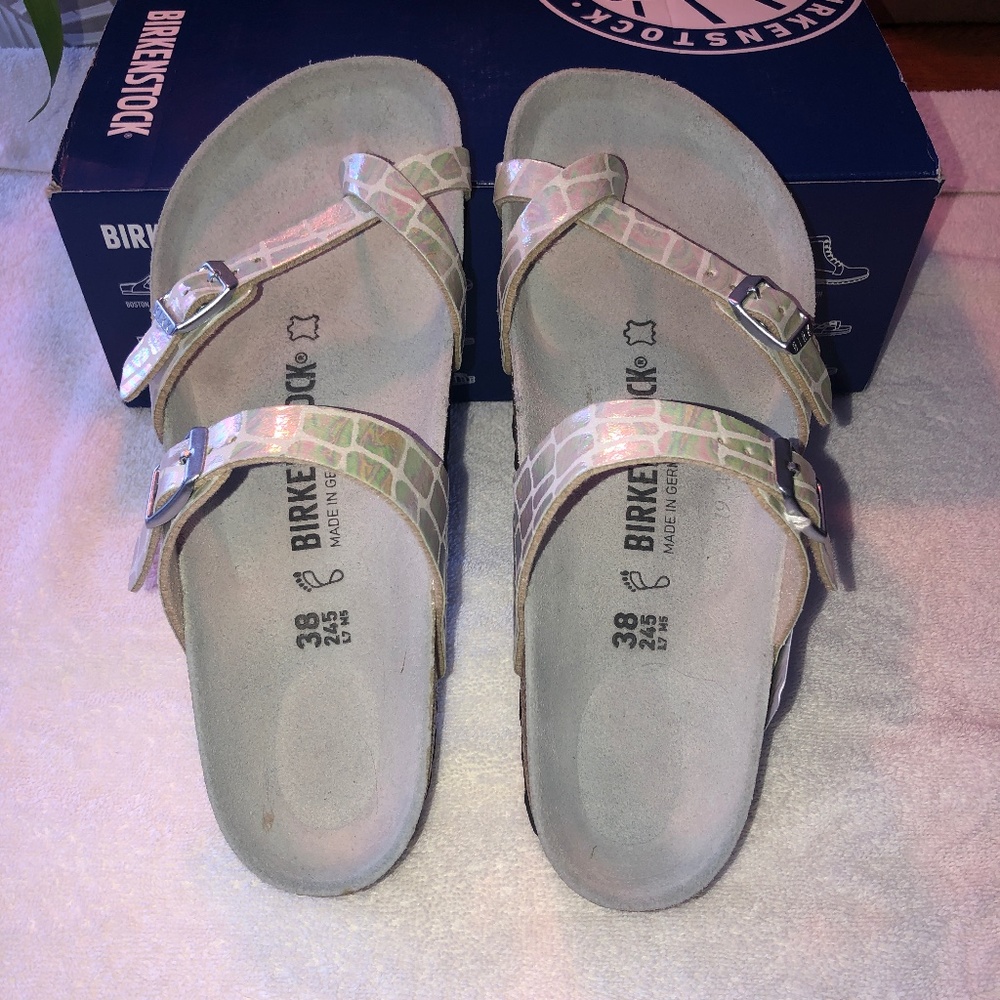Birkenstock Mayari size 38R US 7 Gator Gleam Mineral
